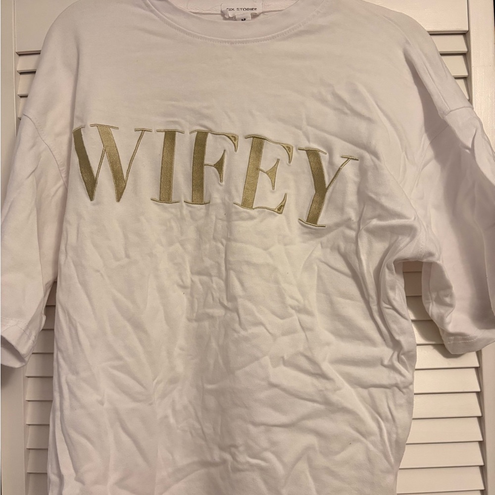 White 'WIFEY' Short Sleeve Tee with Gold Embroidery